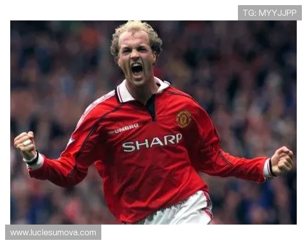 克鲁伊夫足球时代象征