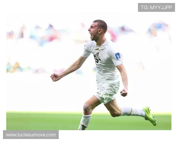 约罗·帕夫洛维奇