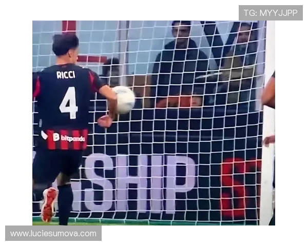 米兰关键比赛表现不佳,对赛季争冠形势产生阶段性影响 米兰关键比赛表现不佳,对赛季争冠形势产生阶段性影响