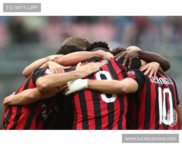 AC米兰阵容大换血后表面焕然一新,实则稳定性承压、表现波动加剧