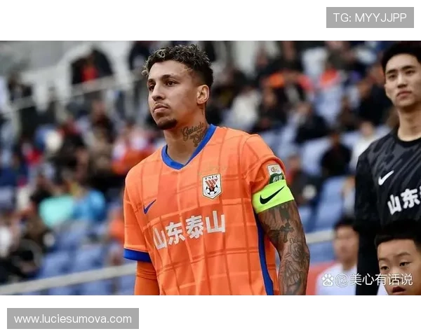 山东泰山防守体系经验丰富，近期表现仍显不稳定，稳定性面临考验